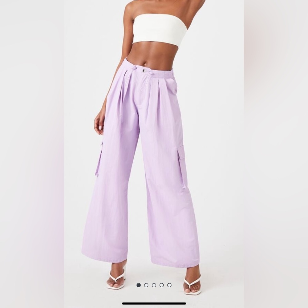 Never worn lilac cargo pants, very pretty but I lost weight